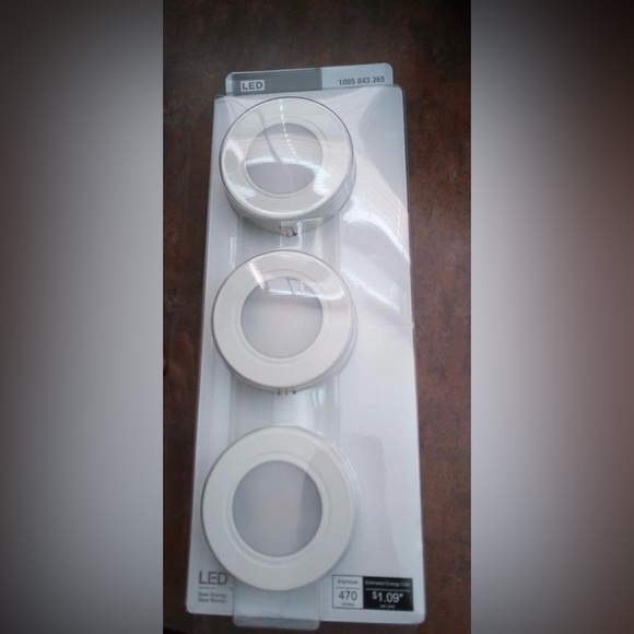 LED Puck Lights 3 pack new in package kit plug in - Picture 2 of 9